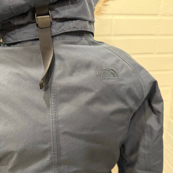 North Face Arctic Parka Down Jacket Navy Blue Faux Fur Hood Womens Med Winter - Picture 7 of 16